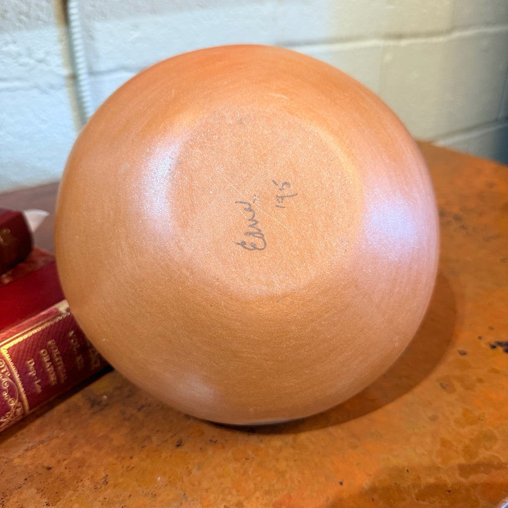 RARE Vase EDNA TAOS ROMERO