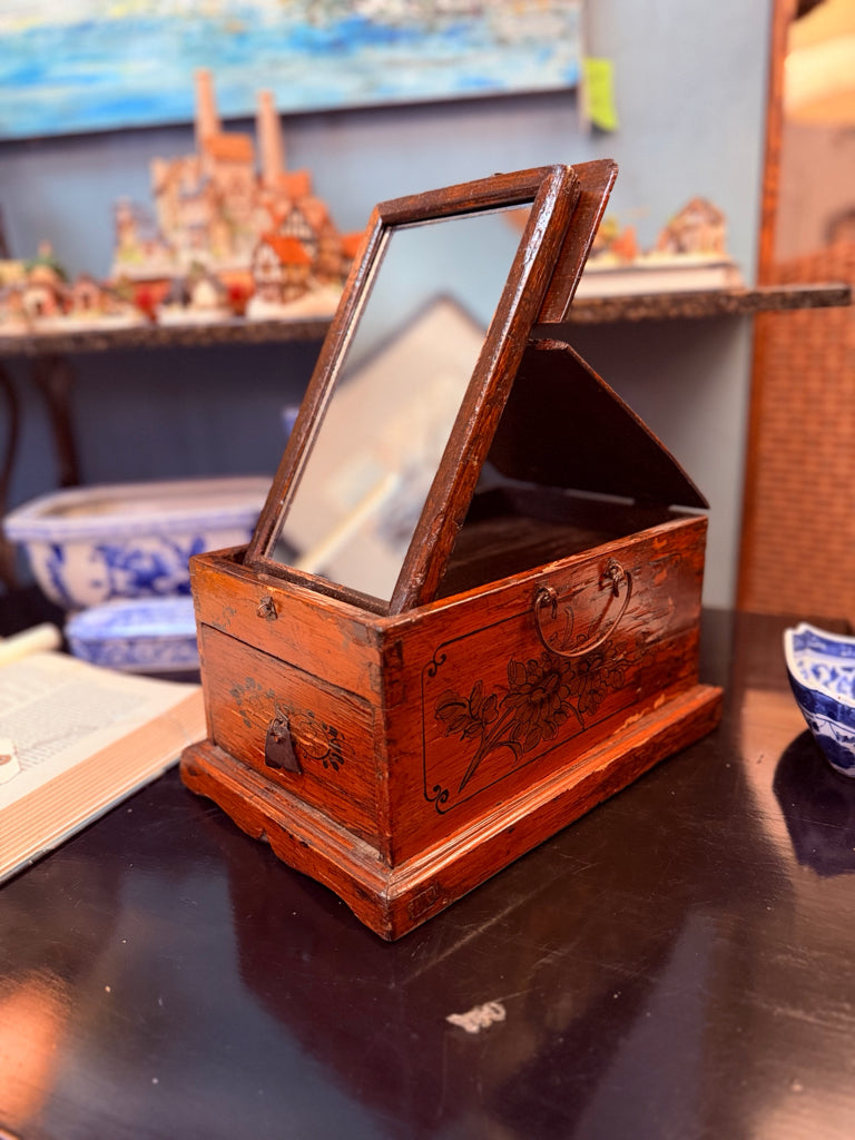Unique Travel Shaving / Make-up Mirror