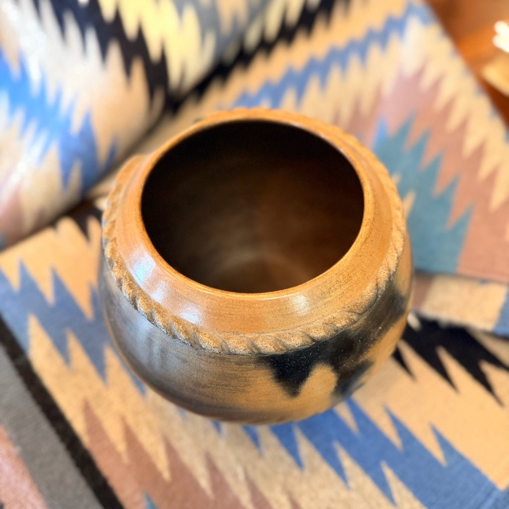 Navajo Pine Pitch Vase - Samuel Manymules