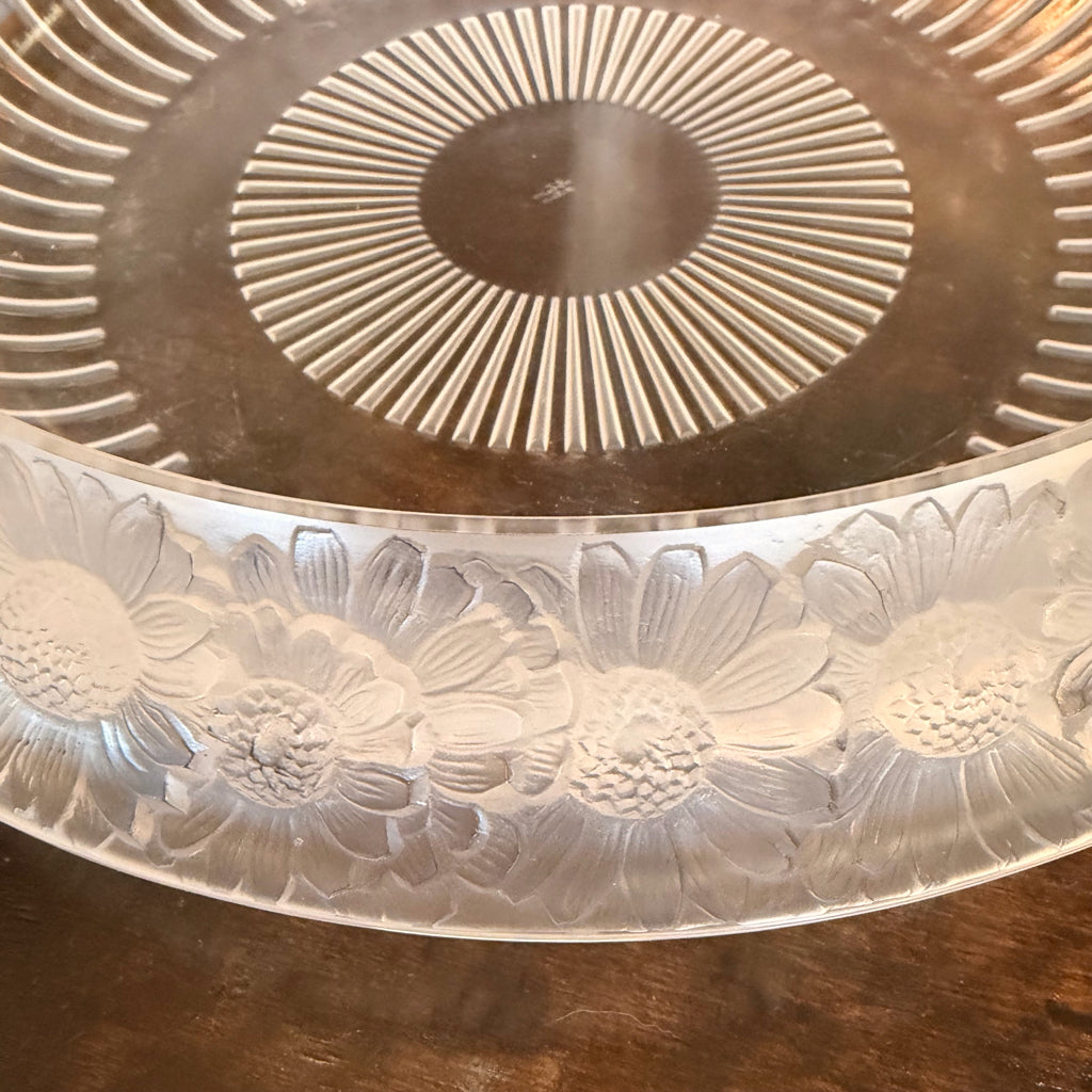 Large French Crystal Bowl "Marguerites" by Lalique
