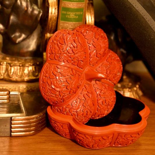 Cinnabar Gourd Shaped Lidded Box