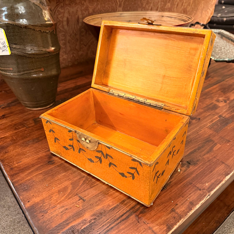 Decorative Wood Stuff Box