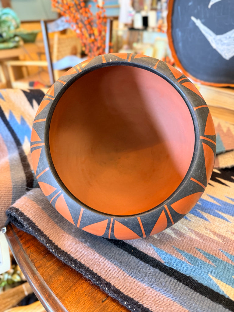 Donald Chinana Tribal Pottery