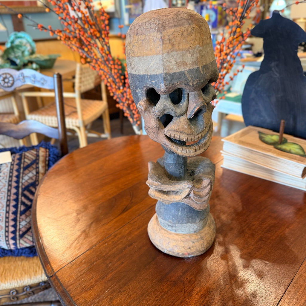 Wood Skkull Statue Vintage Papau New Guinea